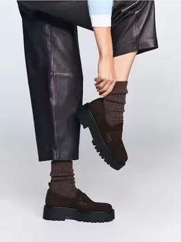 Velúr loafer cipő