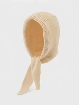 Kötött sapka-sál