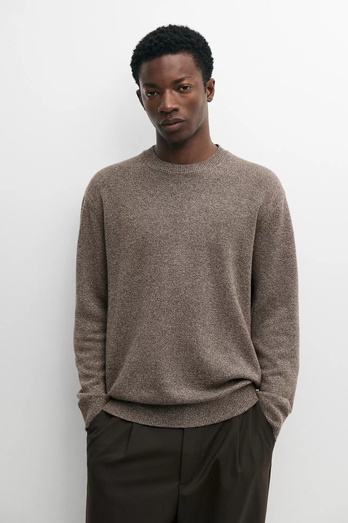 Wool-blend knit round neck sweater