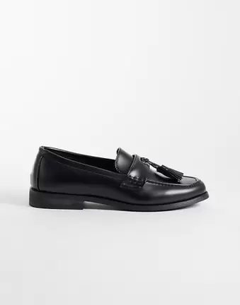 SEQWL Hero tassle loafers in black