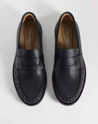 Calvin Klein essential leather loafer with grain texture in black