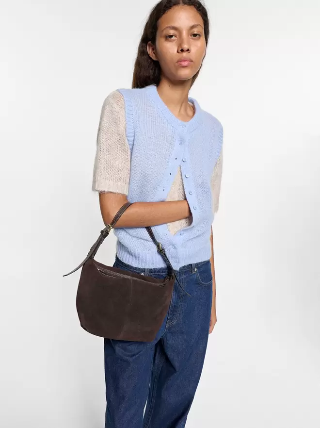 Leather shoulder bag