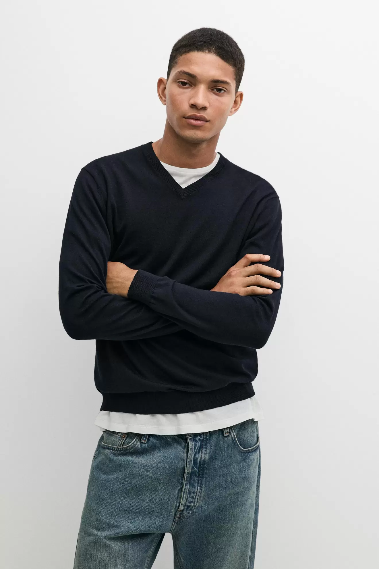Cotton blend V-neck knit sweater