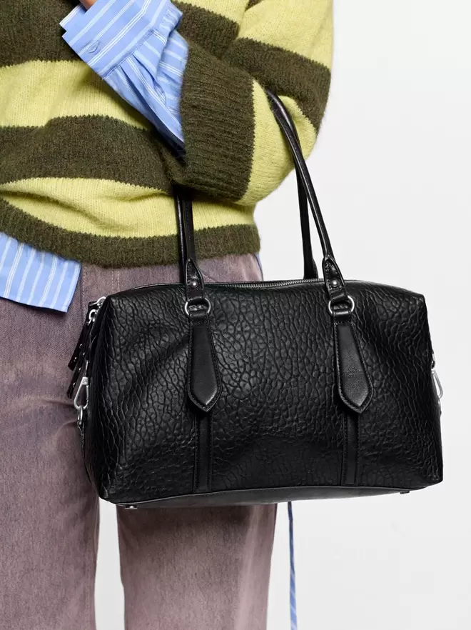 Textured shoulder bag