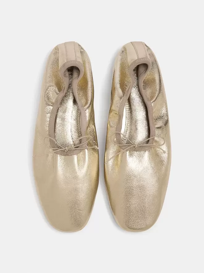 Metallic leather ballet flats with elastic