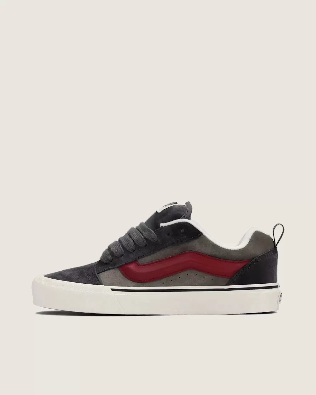 Knu Skool PIG SUEDE
