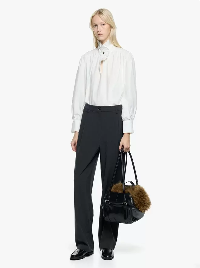 100% cotton blouse with frill detail