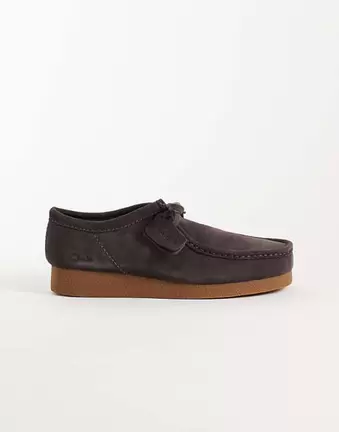 Clarks Wallabee EVO in dark brown suede