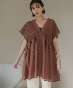 シャーリングチュニックフレンチスリーブ