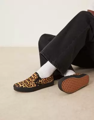Vans Slip-On trainers in leopard print