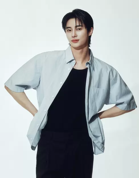 [변우석] 남자 포플린 반팔 셔츠