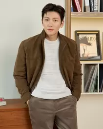 베이지 멜란지 크루넥 니트 스웨터