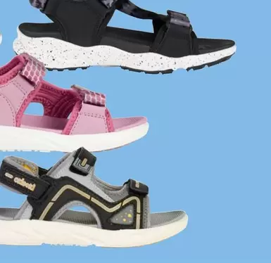 Barn - OKIDOKI / NORTHPEAK SNEAKERS