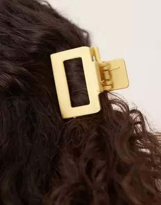 DesignB London small hair claw in butter yellow