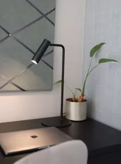 Slim bordlampe - matt sort