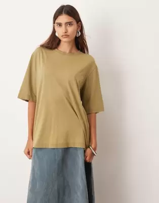 ARRANGE acid wash jersey oversized t-shirt in olive green