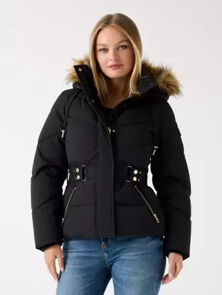Short puffer jacket