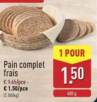 Pain complet frais