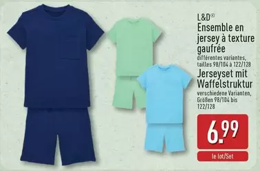 Ensemble en jersey à texture gaufrée / Jerseyset mit Waffelstruktur