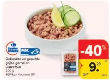 Gekookte en gepelde grijze garnalen