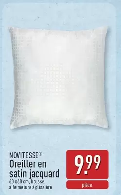 Oreiller en satin jacquard