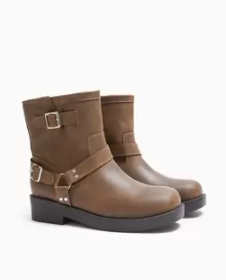 Boots motardes avec détails brides et boucle