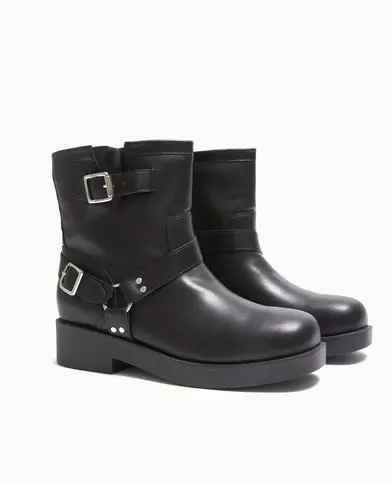 Boots motardes avec détails brides et boucle