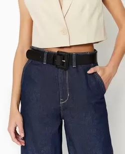 Ceinture avec boucle rectangulaire