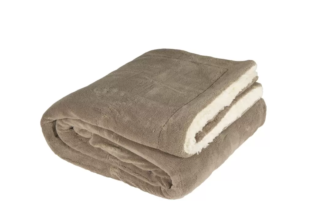 Plaid Bonze  150x200cm  fourrure synthétique polyester brun
