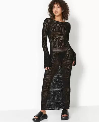 Robe longue en crochet avec dos-nu