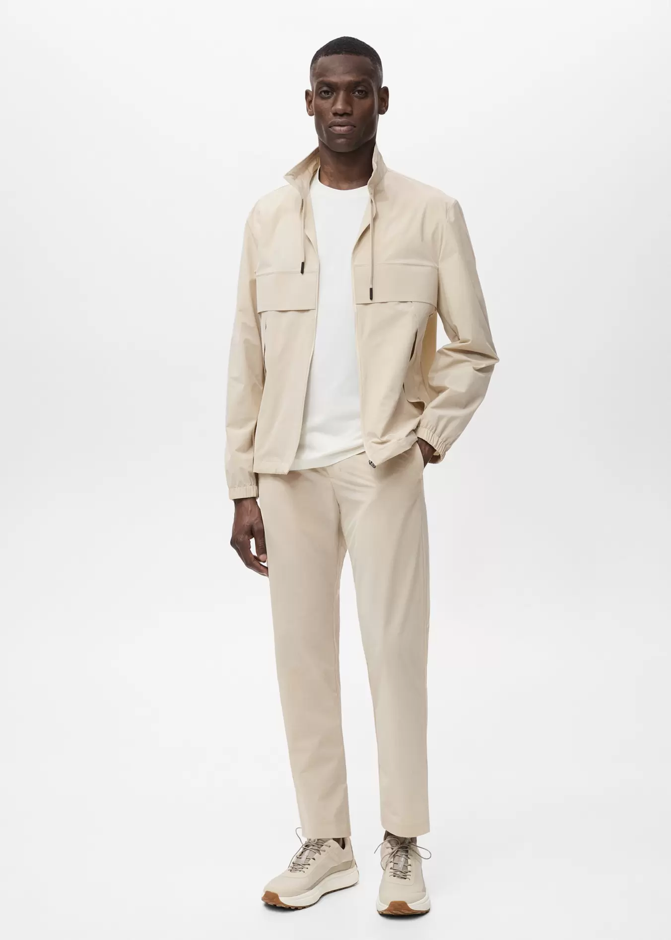 Pantalon slim-fit résistant à l’eau