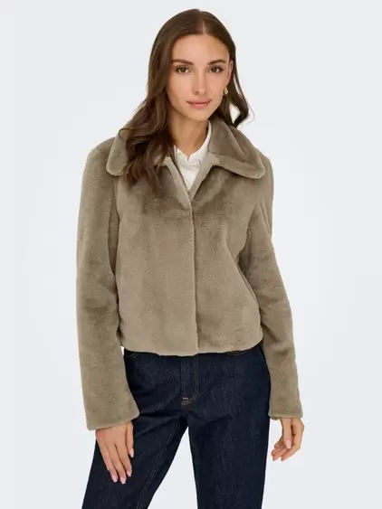 MACY Synthetic fur jacket