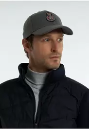 Casquette grise