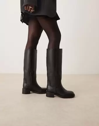 ASOS DESIGN Conan pull on chunky boots in black