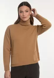 Pull mérinos col roulé poches appliquées camel