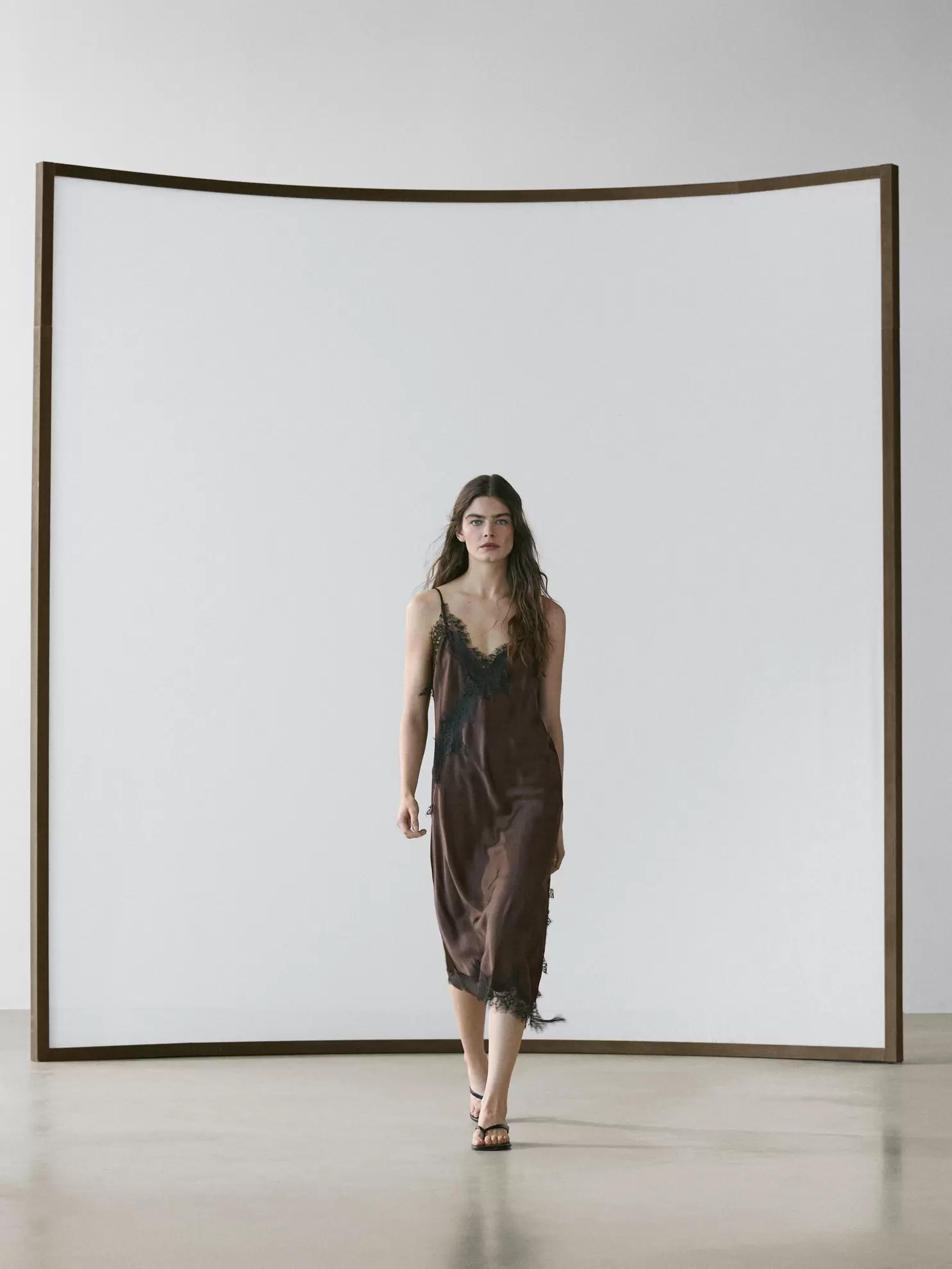 Robe nuisette à dentelle