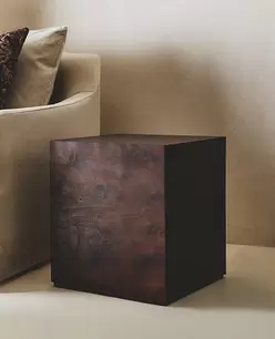 ROOT WOOD CUBE TABLE