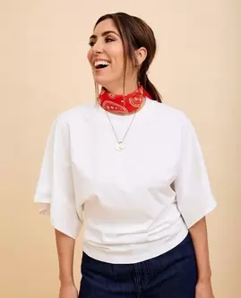 T-shirt à manches papillon