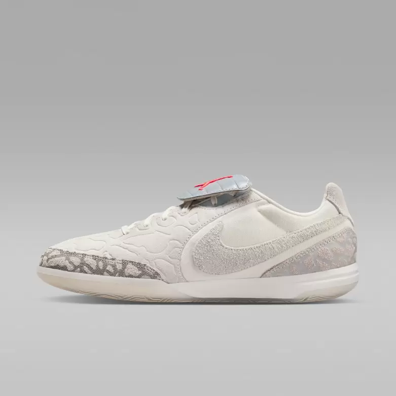 Jordan Tiempo Streetgato SE