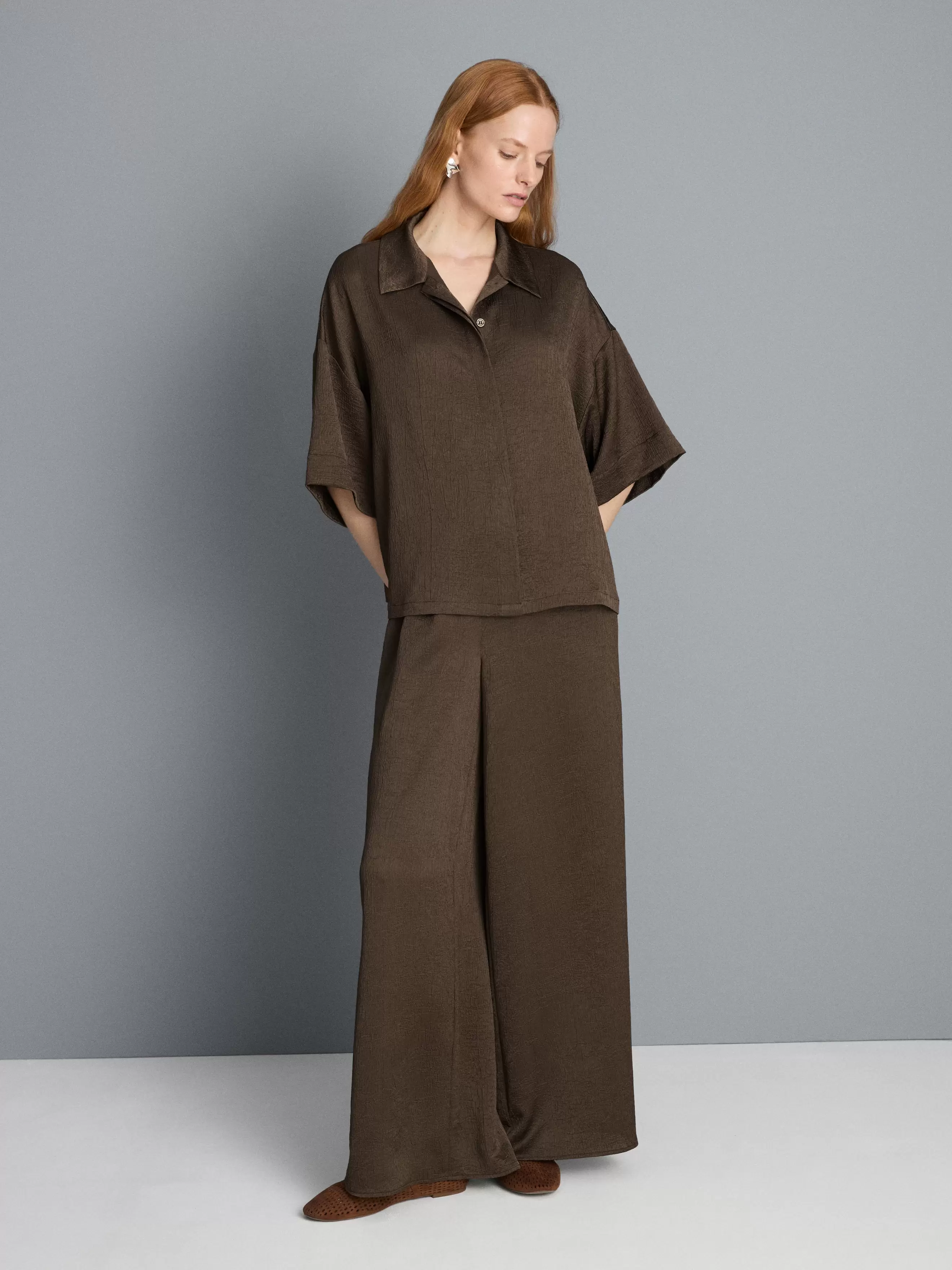 Chemise décontractée en satin texturé