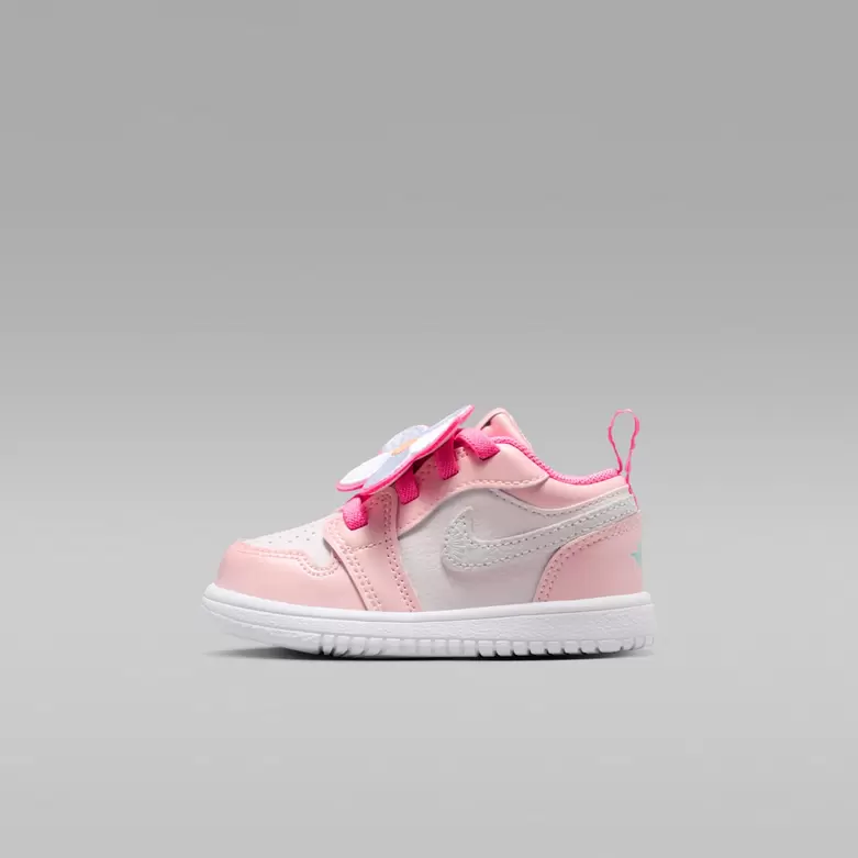 Jordan 1 Low Alt SE