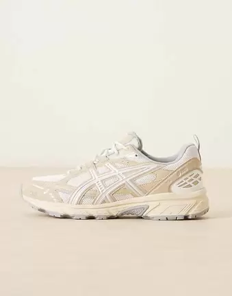 Asics Gel-Nunobiki trainers in White/Putty