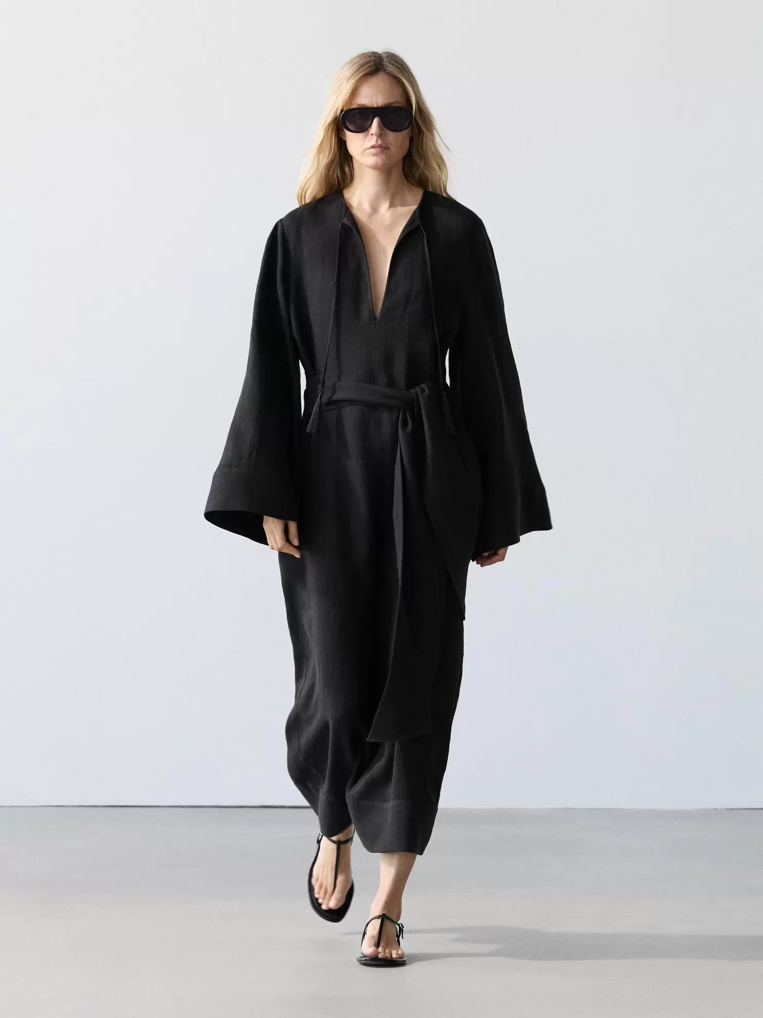 Robe midi 100 % lin à détails noués