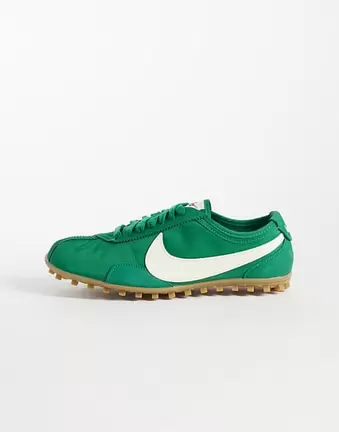 Nike Moon Shoe trainers in green