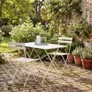 Guinguette - Table de jardin en acier coloris argile, 4 personnes, L110 cm