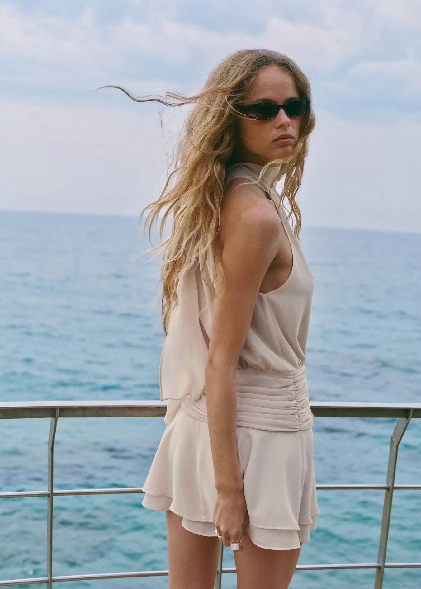 Resin frame sunglasses