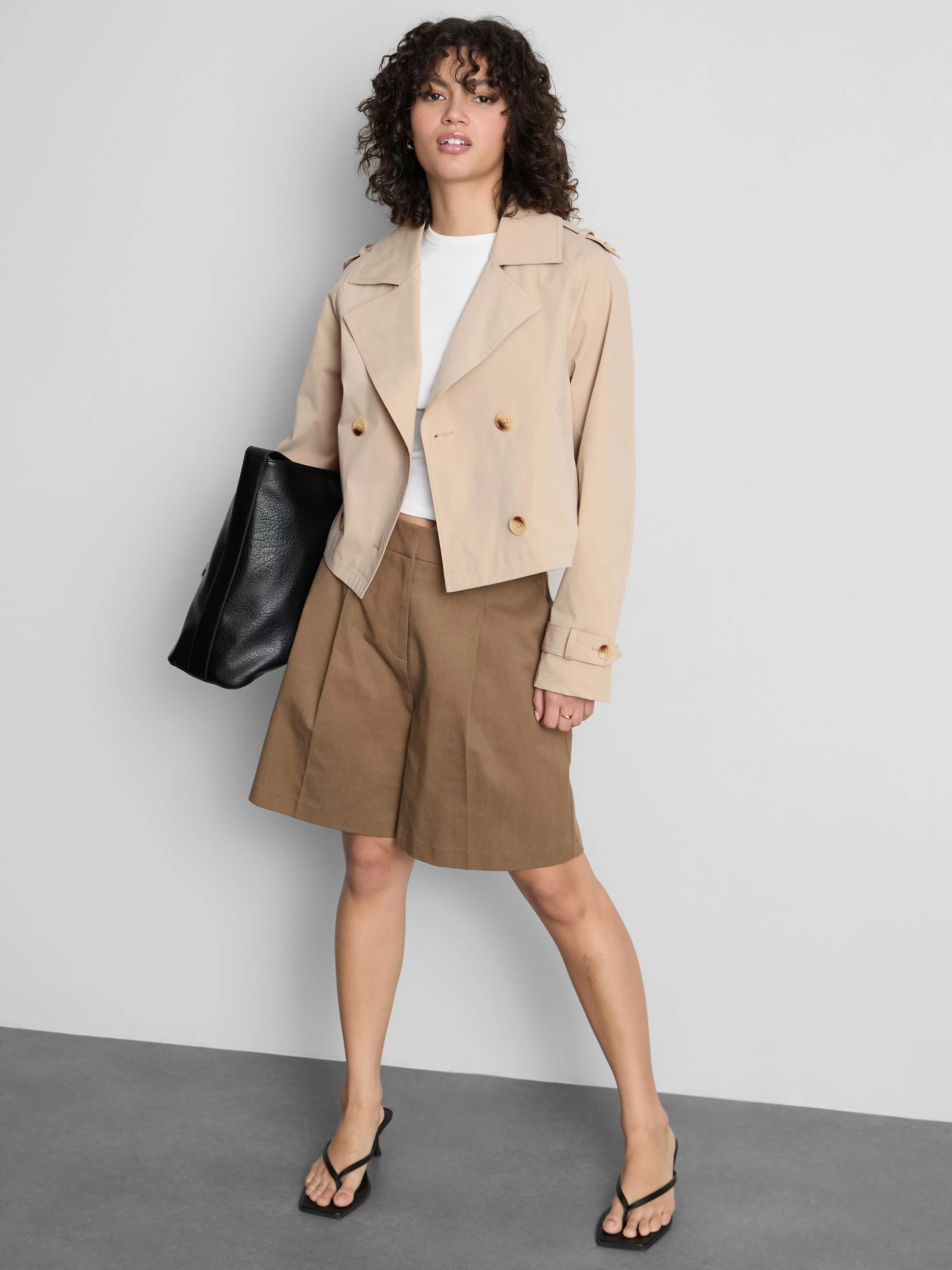 Imperméable droit à boutonnage croisé