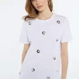 T-shirt with application
