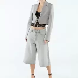 Cropped blazer