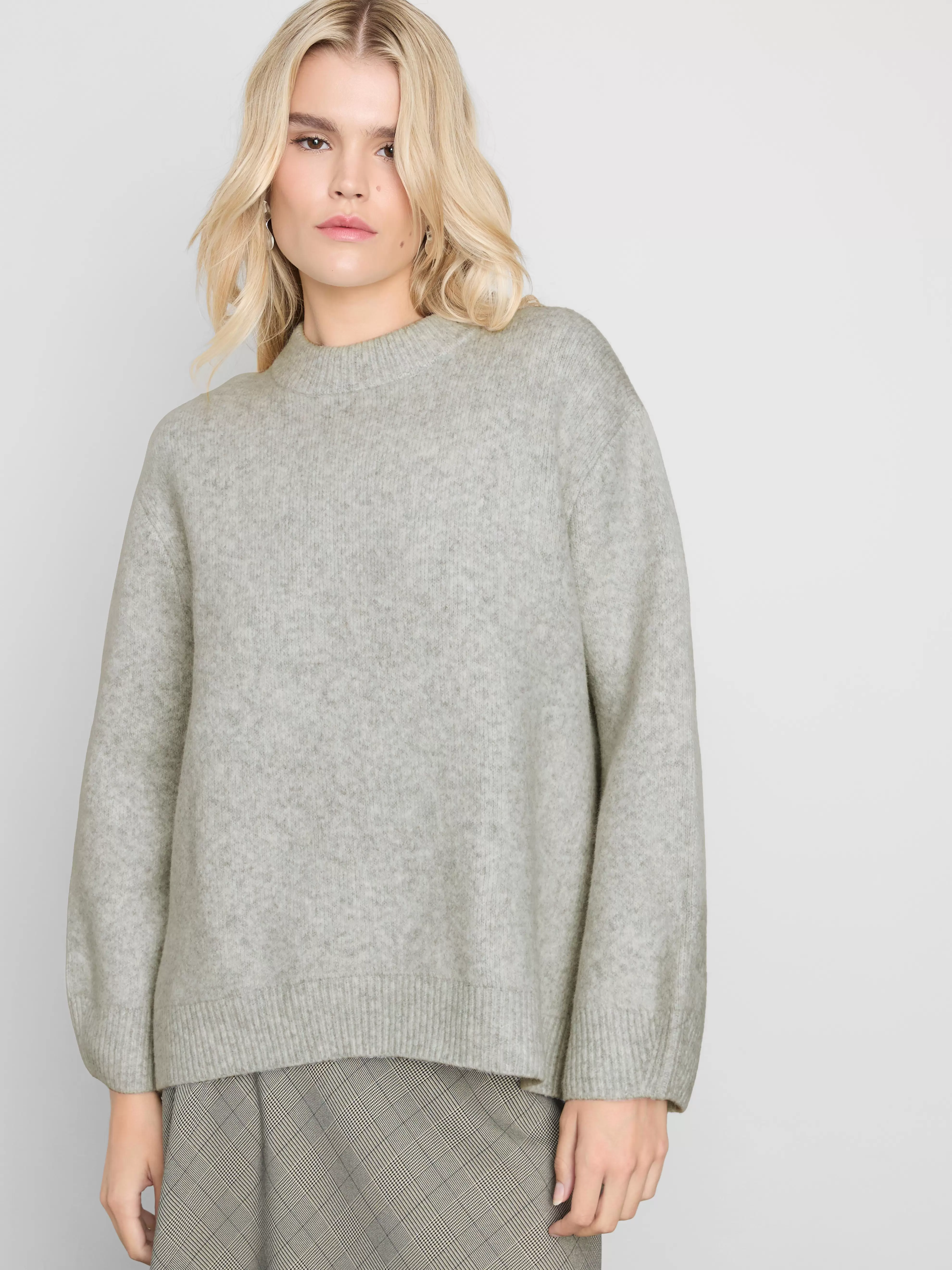 Pull oversize en mélange de laine à col ras-du-cou